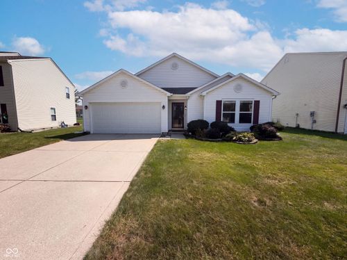 14301 Weeping Cherry Dr, Fishers, IN, 46038-7462 | Card Image