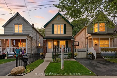 34 Albemarle St, Hamilton, ON, L8L7G4 | Card Image