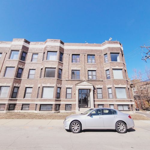 apt-2-346 E 41st St, CHICAGO, IL, 60653-2799 | Card Image