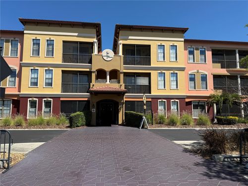 208-13941 Clubhouse Dr, Tampa, FL, 33618-2706 | Card Image