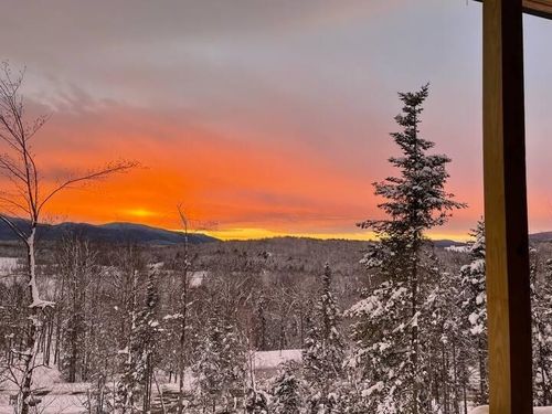 37 Sugar Ridge Ln, Hyde Park, VT, 05655-4483 | Card Image