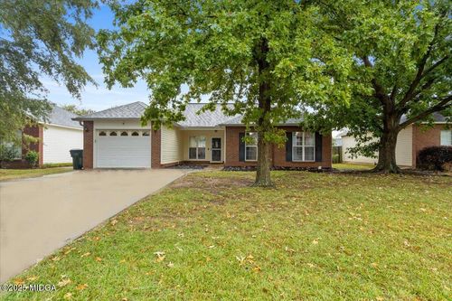 319 Tyson Glen Dr, Warner Robins, GA, 31088-2398 | Card Image