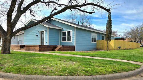 1042 Beech St, Abilene, TX, 79601-4018 | Card Image