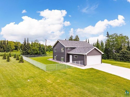 1225 Hidden Springs Ln, Two Harbors, MN, 55616-5061 | Card Image