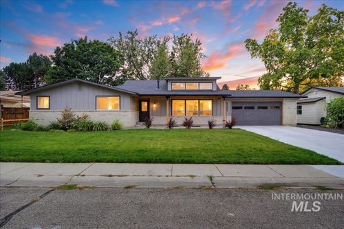 5231 N Sorrento Dr, Boise, ID, 83704-2354 | Card Image