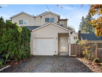 11946 Se Harold St, Home with 2 bedrooms, 2 bathrooms and 1 parking in Portland OR | Image 2