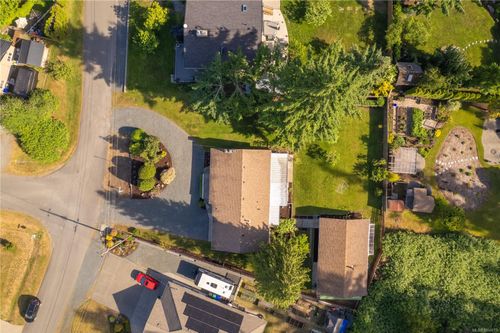 646 Hawthorne Rise, French Creek, BC, V9P2A1 | Card Image