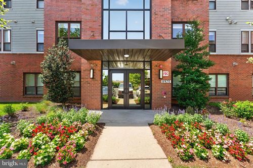 112-8970 Fascination Ct, LORTON, VA, 22079-5715 | Card Image