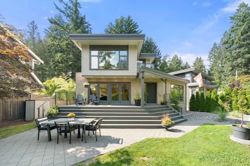 2025 Mackay Ave, North Vancouver, BC, V7P2M8 | Card Image