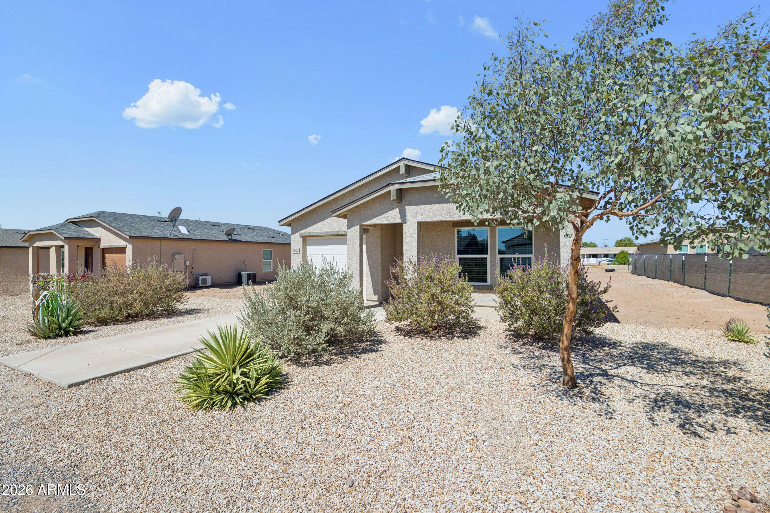 Residential in Wittmann 3
