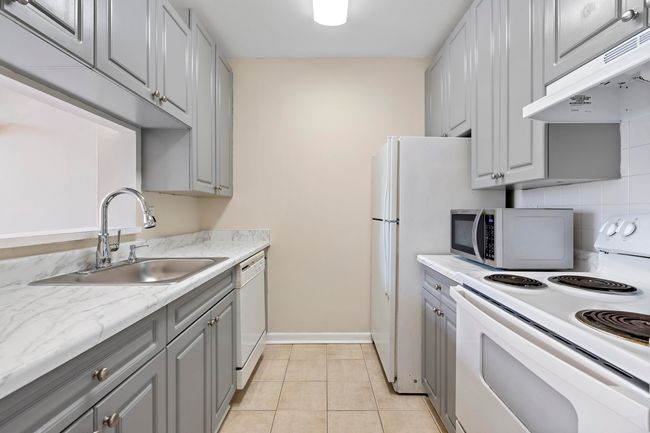 APT-110 - 20 2 Nd St, Condo with 1 bedrooms, 1 bathrooms and null parking in Jersey City NJ | Image 7