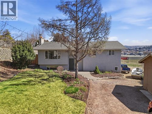 1515 Cascade St, Kamloops, BC, V2E1C1 | Card Image