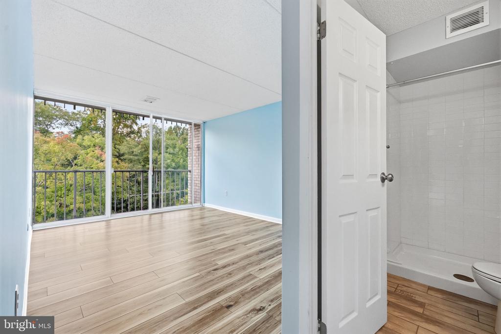 Residential Lease in CHERRY HILL