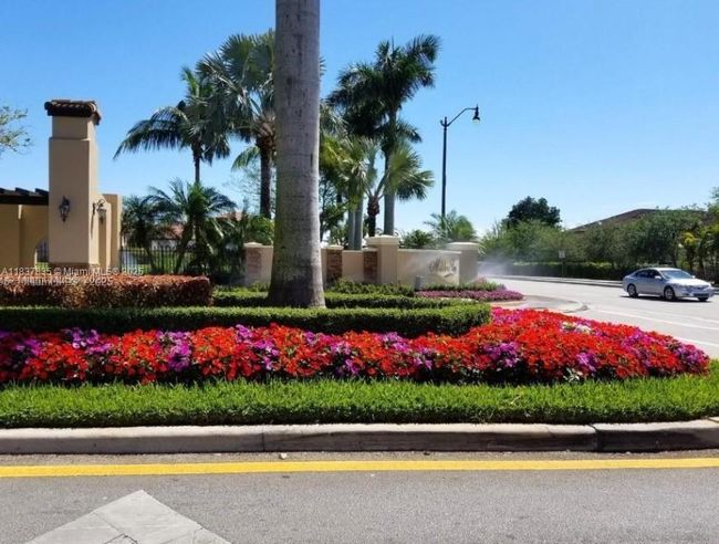 UNIT-104 - 3395 Ne 9 Th St, Condo with 3 bedrooms, 2 bathrooms and null parking in Homestead FL | Image 5