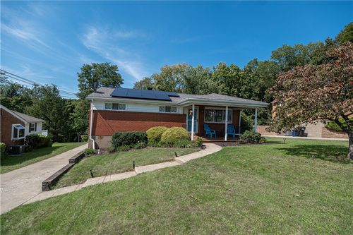 286 Southward Dr, Coraopolis, PA, 15108-3150 | Card Image