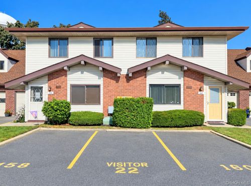 162 Cambridge Drive, Babylon, NY, 11726 | Card Image