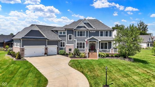 16590 Shumard Oak Dr, Westfield, IN, 46062-6022 | Card Image