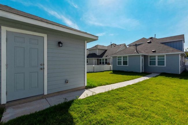 132 Fabion St, House other with 3 bedrooms, 3 bathrooms and 4 parking in Kyle TX | Image 29