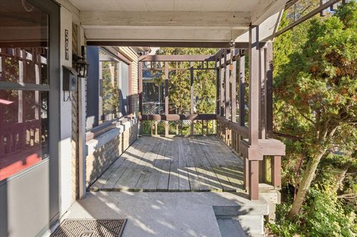 507 Glenwood Ave Se, Grand Rapids, MI, 49506-2702 | Card Image