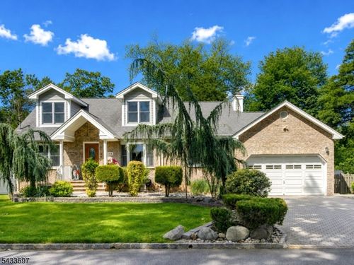 180 Mill Ln, Mountainside, NJ, 07092-2910 | Card Image