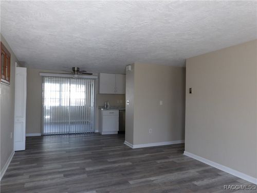 15 Taft Street, Beverly Hills, FL, 34465 | Card Image