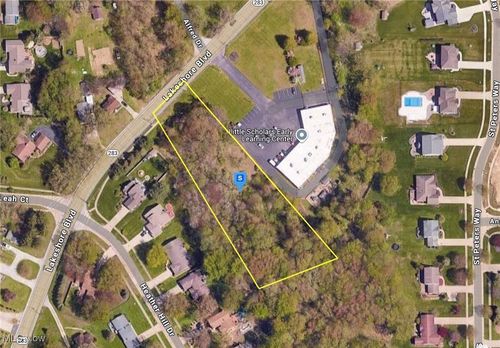 9198 Lake Shore Blvd, Mentor, OH, 44060 | Card Image