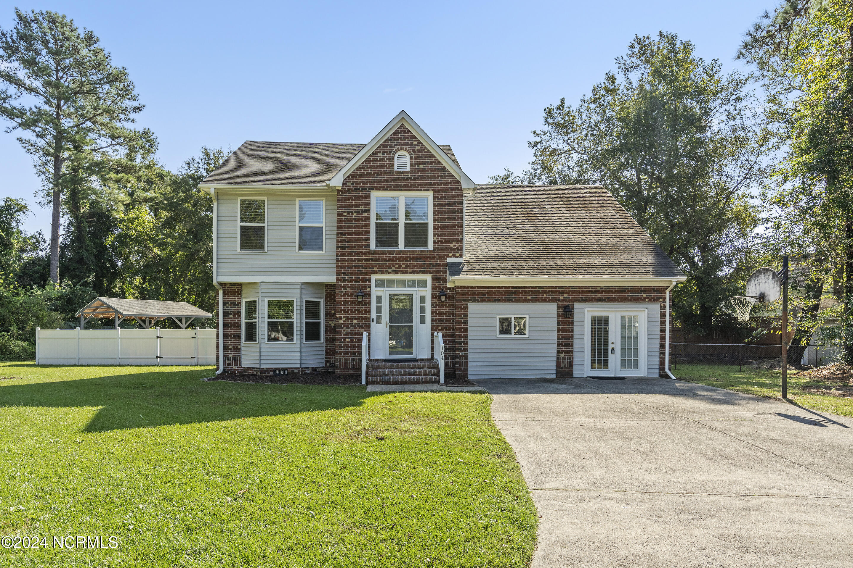 Middleton Pl, Jacksonville, NC 28540