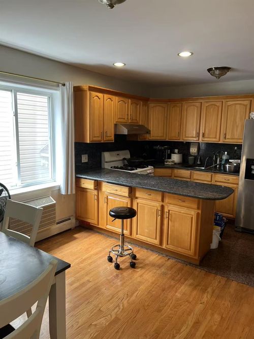 1fl-4212 157th St, Flushing, NY, 11355-1153 | Card Image