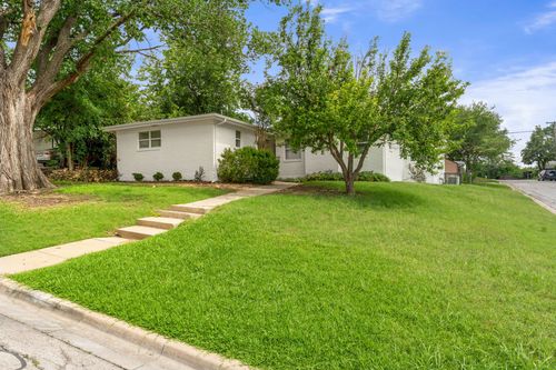 3313 Bilglade Rd, Fort Worth, TX, 76133-1622 | Card Image