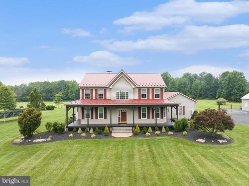 3040 Haring Rd, PENNSBURG, PA, 18073-2522 | Card Image