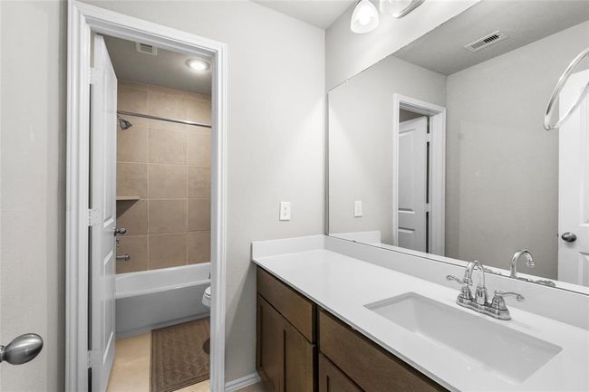 2739 Meadow View Ln, House other with 5 bedrooms, 4 bathrooms and 2 parking in Conroe TX | Image 23