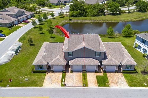 696 Ne Waters Edge Ln, Port St. Lucie, FL, 34983-3533 | Card Image