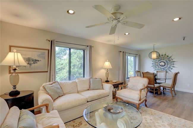 APT-102 - 9612 Riverside Dr, House attached with 2 bedrooms, 2 bathrooms and null parking in Sebastian FL | Image 7