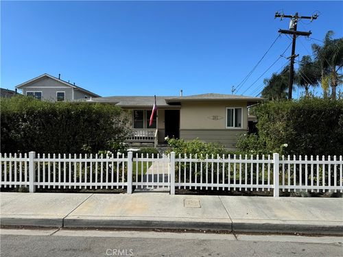 a-281 Del Mar Ave, Costa Mesa, CA, 92627 | Card Image