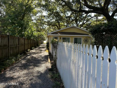 314 Friendly Ln, Wilmington, NC, 28409-3609 | Card Image