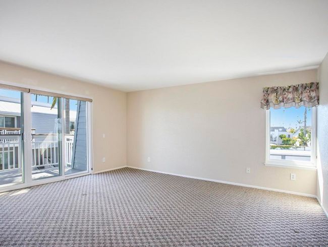 64 Montego Ct, Condo with 2 bedrooms, 3 bathrooms and 2 parking in Coronado CA | Image 7