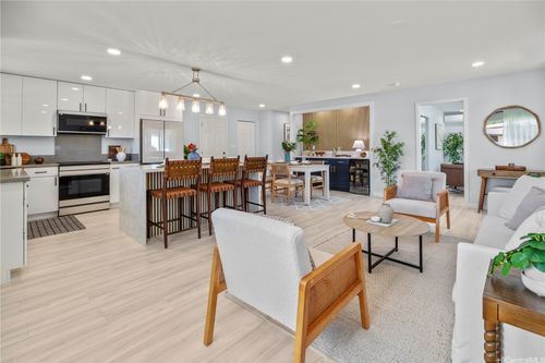322 Anapalau St, Honolulu, HI, 96825-2242 | Card Image