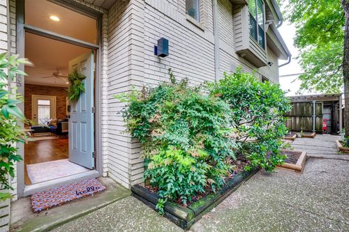 apt-103-4217 Bowser Ave, Dallas, TX, 75219-2877 | Card Image