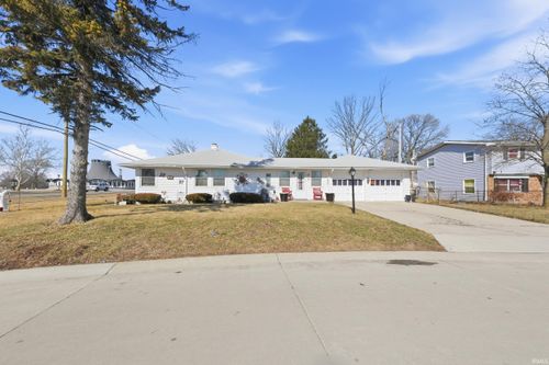 4317 Hessen Cassel Rd, Fort Wayne, IN, 46806-2654 | Card Image