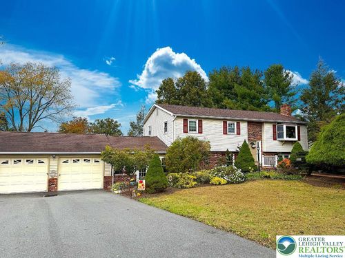 127 Pheasant Cir, BARTO, PA, 19504-9341 | Card Image