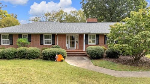 309 Elam Ave, Ramseur, NC, 27316-9508 | Card Image