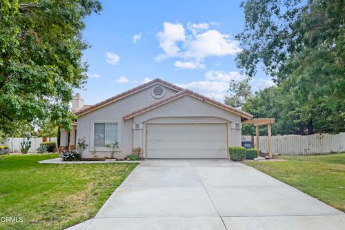 15589 Cheyenne St, Hesperia, CA, 92345 | Card Image