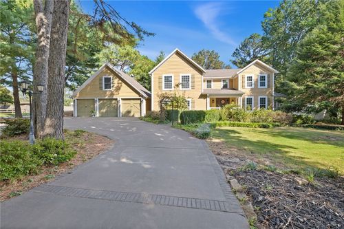 1311 Concord St, Lowell, AR, 72745-9647 | Card Image