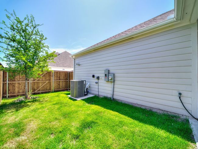 View of yard | Image 23