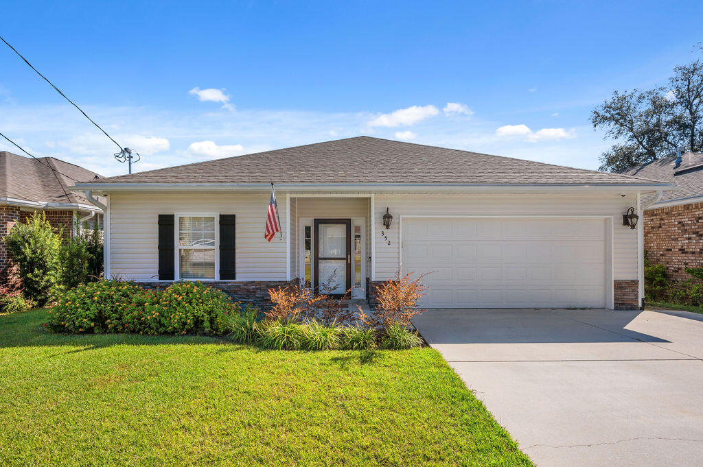 Fir Ave, Niceville, FL 32578