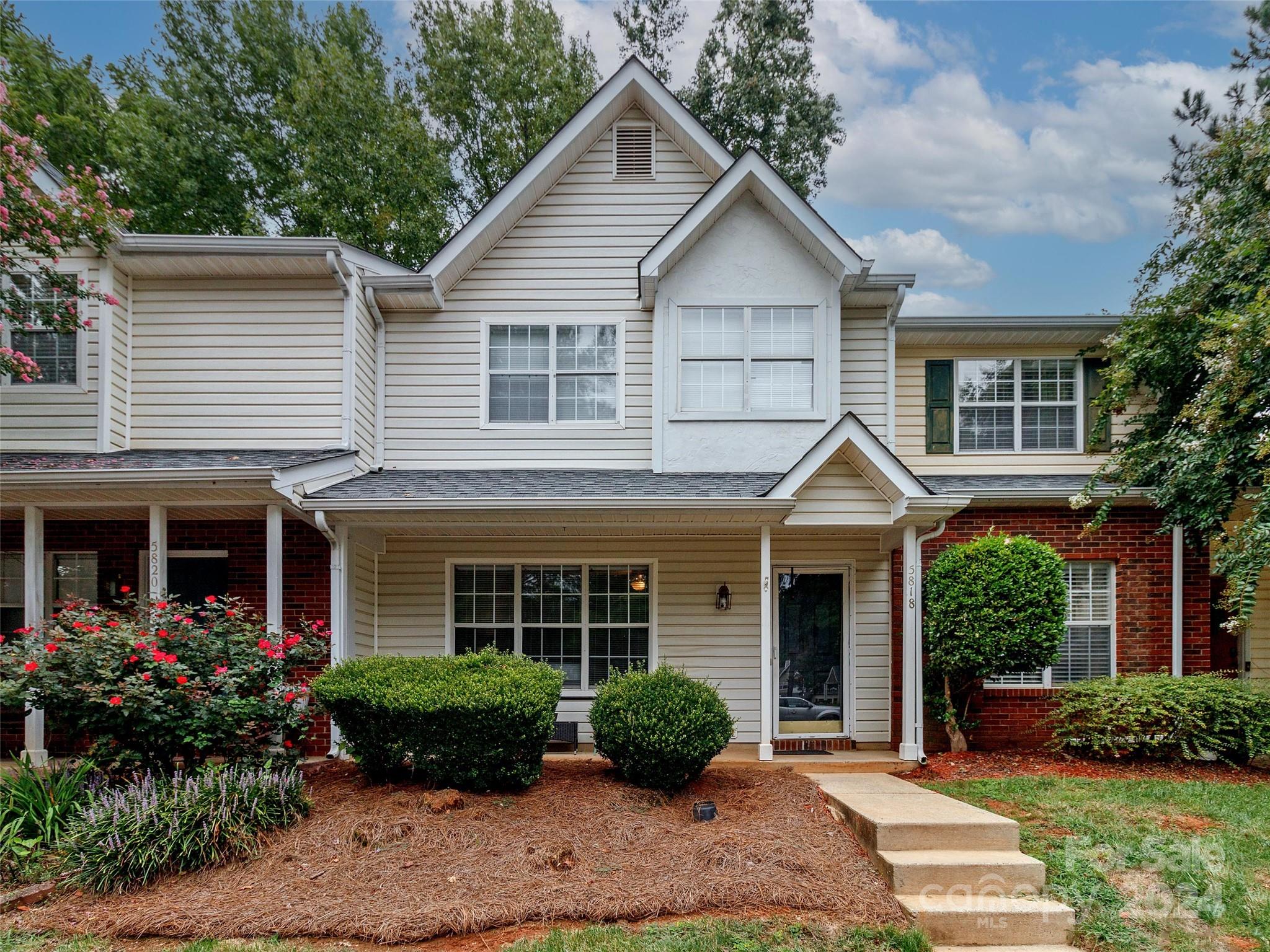 Prescott Ct, Charlotte, NC 28269