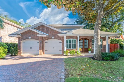 16 Plantation Oaks Dr, Mary Esther, FL, 32569-2902 | Card Image