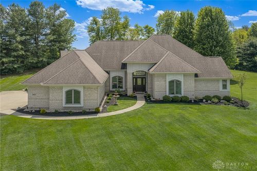 2811 River Edge Cir, Sugarcrk Twp, OH, 45370-9796 | Card Image