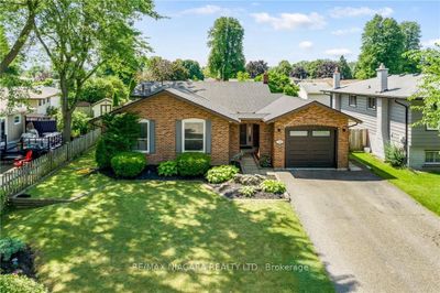 7288 Mountjoy Crt, House other with 3 bedrooms, 2 bathrooms and 5 parking in Niagara Falls ON | Image 2