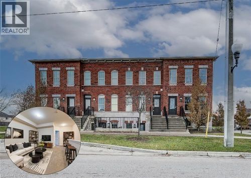 5-275 Max Becker Dr, Kitchener, ON, N2E4G2 | Card Image